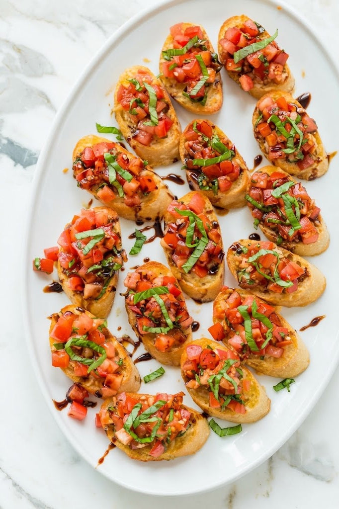 Tomato Basil Bruschetta Crostini