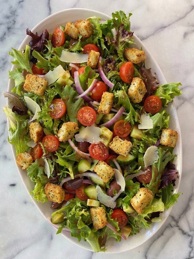 Chef's Side Salad and Garlic Bread Combo